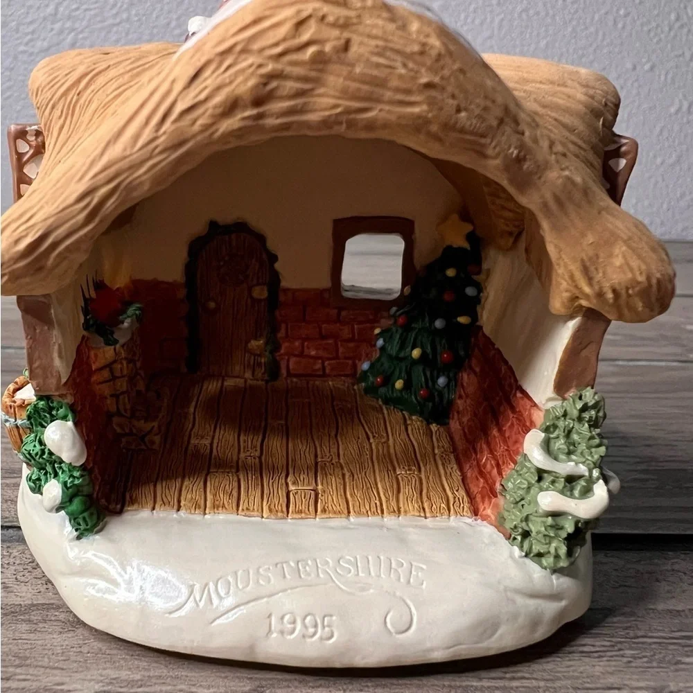 Hallmark 1995 A Moustershire Christmas 4‎ piece Mini Ornament special edition